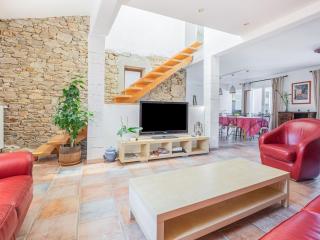 Character house with swimming pool in village - Saint-Denis - 8
