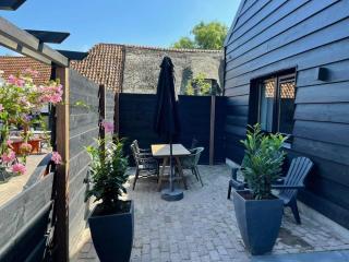 Tasteful apartment close to the beach - Vrouwenpolder - 0