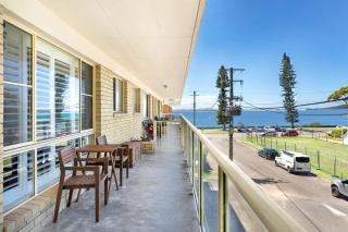 4 Shoal Court - Shoal Bay - 4