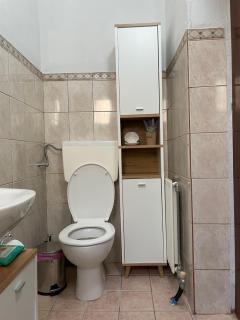 Peter’s Place - 4