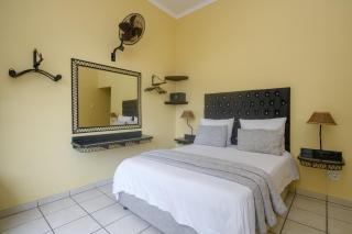 Ushaka Holiday Apartments - Durban - 4