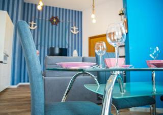 Modern and luxury 2 bedroom apartment on Island in the marina harbour Benalmadena - Benalmádena - 4