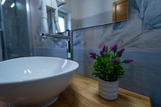 SunSea Bed And Breakfast - 1