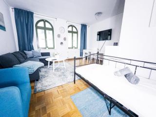 Zentraler Altbau am Clara-Zetkin-Park, RB-Arena um die Ecke, Netflix inklusive - Lipsia - 1