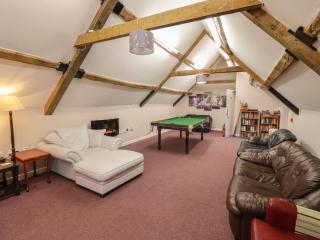 Greyhound Barn - Ampney Crucis - 5