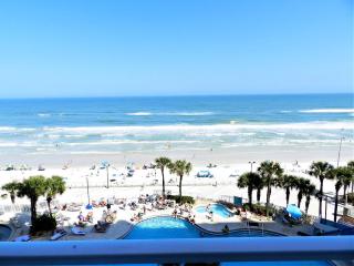 Vacation in Comfort and luxury 1BR Oceanfront -Wyndham Ocean Walk 703 - Daytona Beach - 3