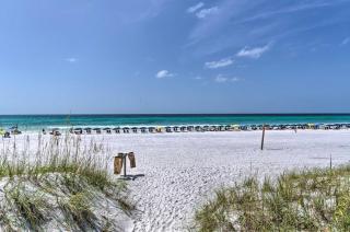 Resort Condo Golf and Pond View, Walk to Beach - Destin - 9