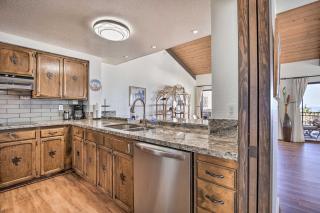 Kailua-Kona Condo with Resort Amenities Access! - Kailua-Kona - 2