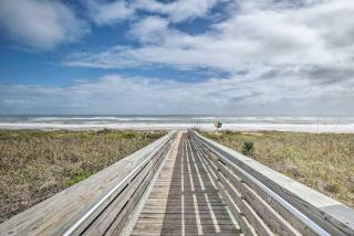 Ormond Beach Home with Screened Porch, Walk to Shore - Ormond Beach - 9
