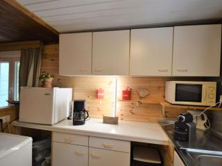 Chalet Retreat with Private Deck - Trou du Diable - 7