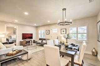 Chic Lincoln City Retreat on Oregon Coast - 2