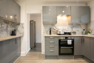 Nottingham Top Serviced Home - Chayil Experts - Nottingham - 0
