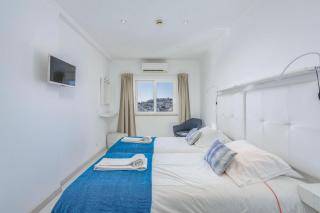 Old Town Beach Apartments - 2