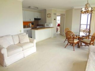 Waikiki vacation 2BR suite 88 - 3