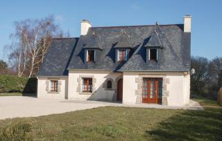 4 Bedroom Amazing Home In Pleubian - 0