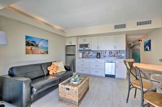 15th Floor Condo with Lanai, 2 Blocks to Beach! - Honolulu - 7