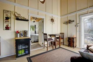 Cozy Kona Coast Apt with Lanai about 8 Miles to Beach! - Kailua-Kona - 2