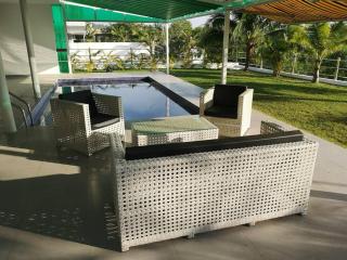 Beautiful 3-bedroom villa with pool and garden - 9