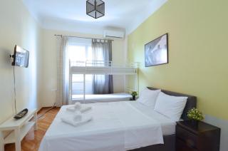 Stathmos Larissis C, a cozy 2BR Apartment, Close to Metro Station. 6 - Atene - 0
