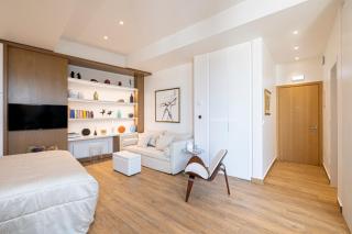 302- HiEndAccomodation-TopLocation - Atene - 0