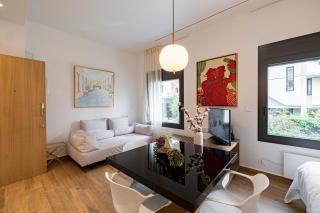 201- HiEndAccomodation-TopLocation - Atene - 3