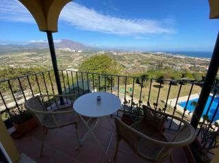 3 bedroom home with amazing views & outdoor spaces - Manilva - 0