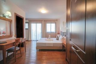 Flamingos Hotel Apartments - Kato Daratso - 5
