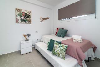 Cisnes Benalmádena Beach - 5