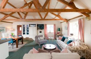Spacious Swallow Cottage - Tisbury - 1
