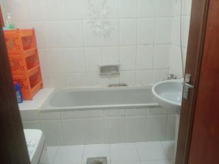 Furnished room in the city of Al ain. Abu Dhabi - 7