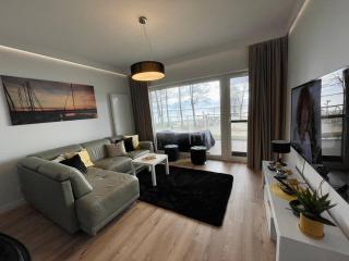 Apartament Bajeczny z widokiem na jezioro w Nautica Resort - 3