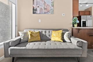Stylish Downtown Condos by GLOBALSTAY - Calgary - 1