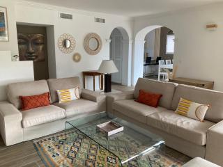 Les Restanques Maison du lac 4 chambres - Grimaud - 3