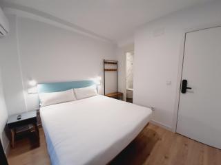 Hostal Carmen by gaiarooms - 8