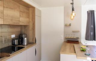 Stunning Home In Saint-Germain-Sur-Ay - Saint-Germain-sur-Ay - 1