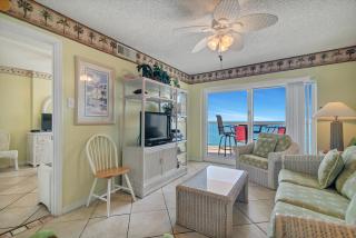 Royal Palms Unit 1205 - 7