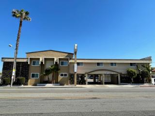 Grand Inn - Fullerton - 7
