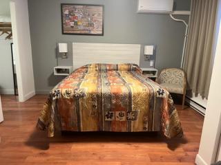 Hotel Motel Le Regent - Quebec City - 5