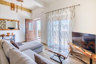 Villa Crypty - Soroni - 6