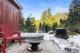 Cozy Tiny Home Steps Away From Mt. Rainier - Ashford - 5