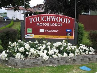 Touchwood Motor Lodge - Pukekohe Este - 0