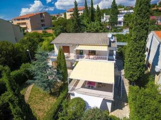 Apartments Levant - Novi Vinodolski - 0
