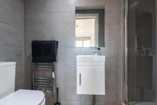 Townhouse for Professionals (5 Bedroom 5 Ensuite) - Ipswich - 7