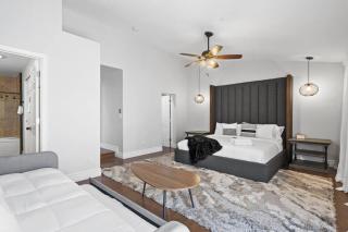 The Scott with Heated Pool by HomeSlice Stays - Scottsdale - 1