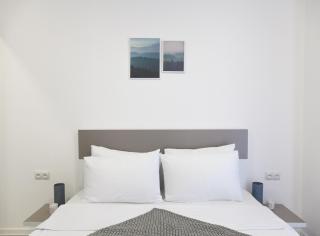 Brand new, bright, 1 bedroom unit, 100 Mbps Wi-Fi. - 4