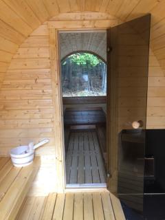 Amazing Poconos House . Sauna/Hot Tub/Private Pool - East Stroudsburg - 7