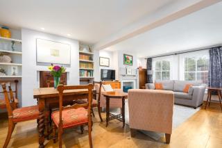 Delightful Bird Sisters Cottage with Free Parking - Brighton & Hove - 7