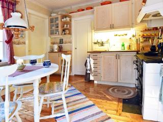 4 person holiday home in KARLSBORG - Sörhamn - 3