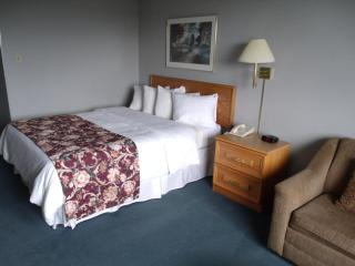 Quality Hotel - Clarenville - 7
