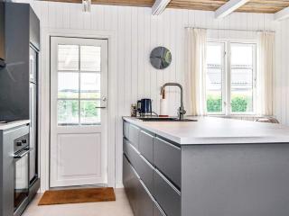Renovated Waterfront Retreat-By Traum - Sønderby - 5